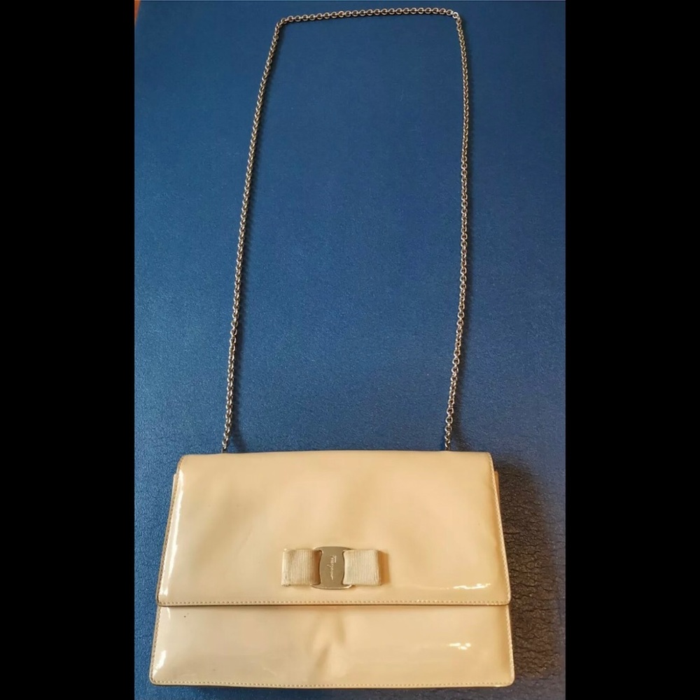 Salvatore Ferragamo Vara Crossbody bag